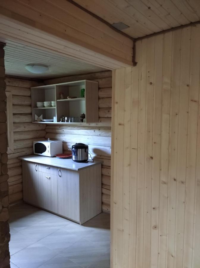 Villa Садиба Віват à Oryavchyk Extérieur photo