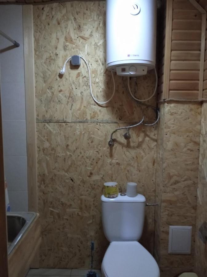 Villa Садиба Віват à Oryavchyk Extérieur photo