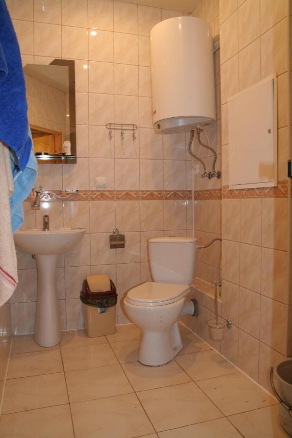 Villa Садиба Віват à Oryavchyk Extérieur photo